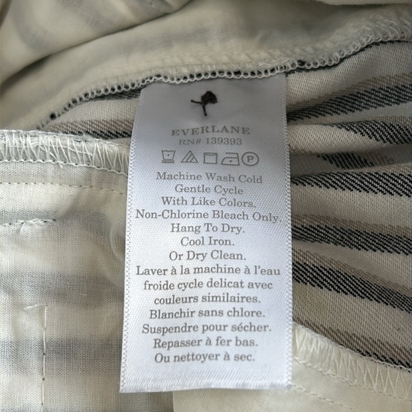 Everlane Black and White Striped Cropped Pants - Picture 9 of 10